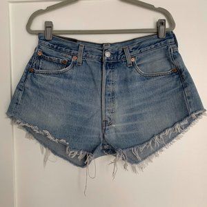 Levi's | Deconstructed 501 Vintage Jean Cut Off Shorts | 34